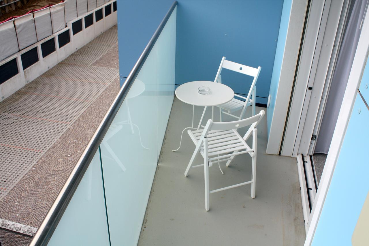 Apartamento Residenza Edda Lignano Sabbiadoro Exterior foto